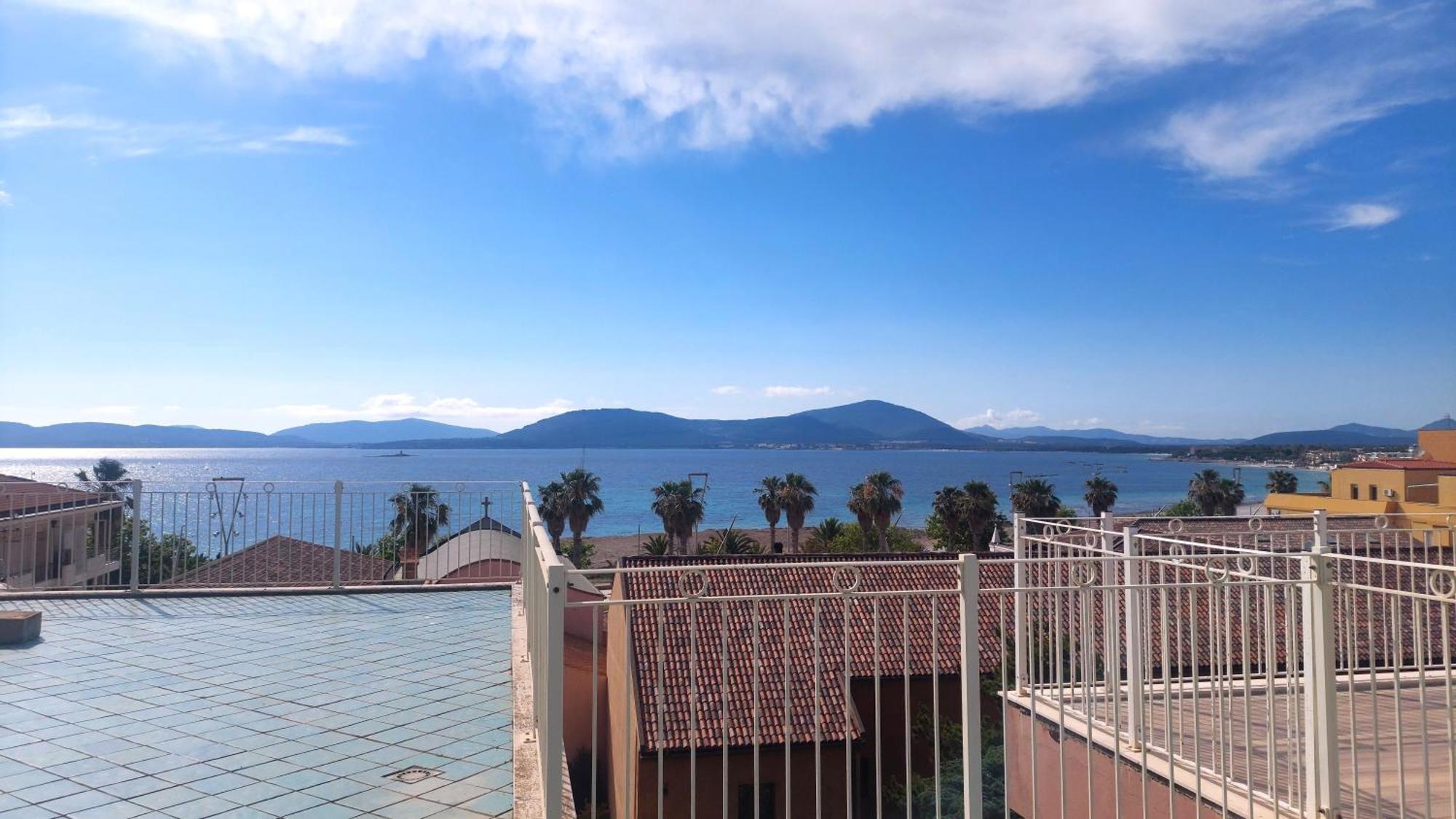 Lovealghero Stanze In Attico Vista Mare Kültér fotó